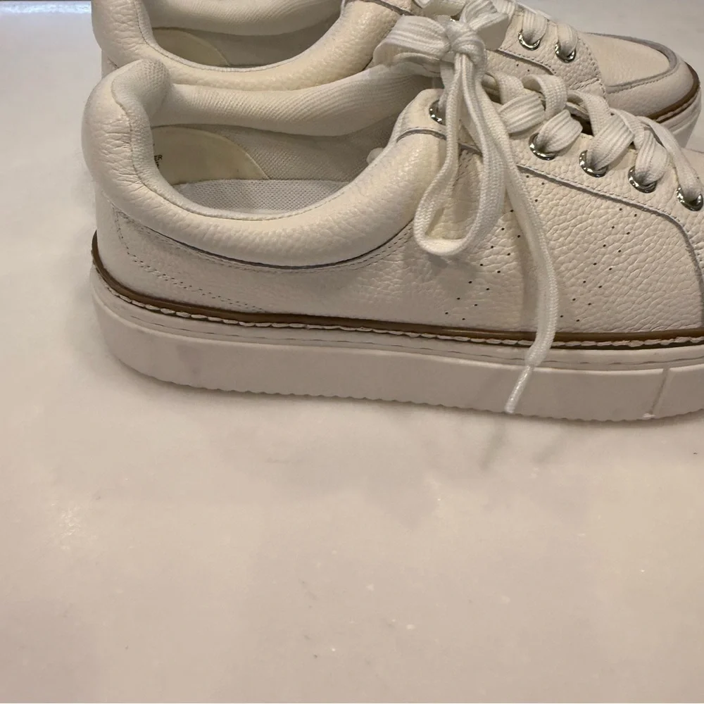 Vince Camuto ”Randay” Women’s Platform Bright White Leather Sneakers Sz 9.5 NEW